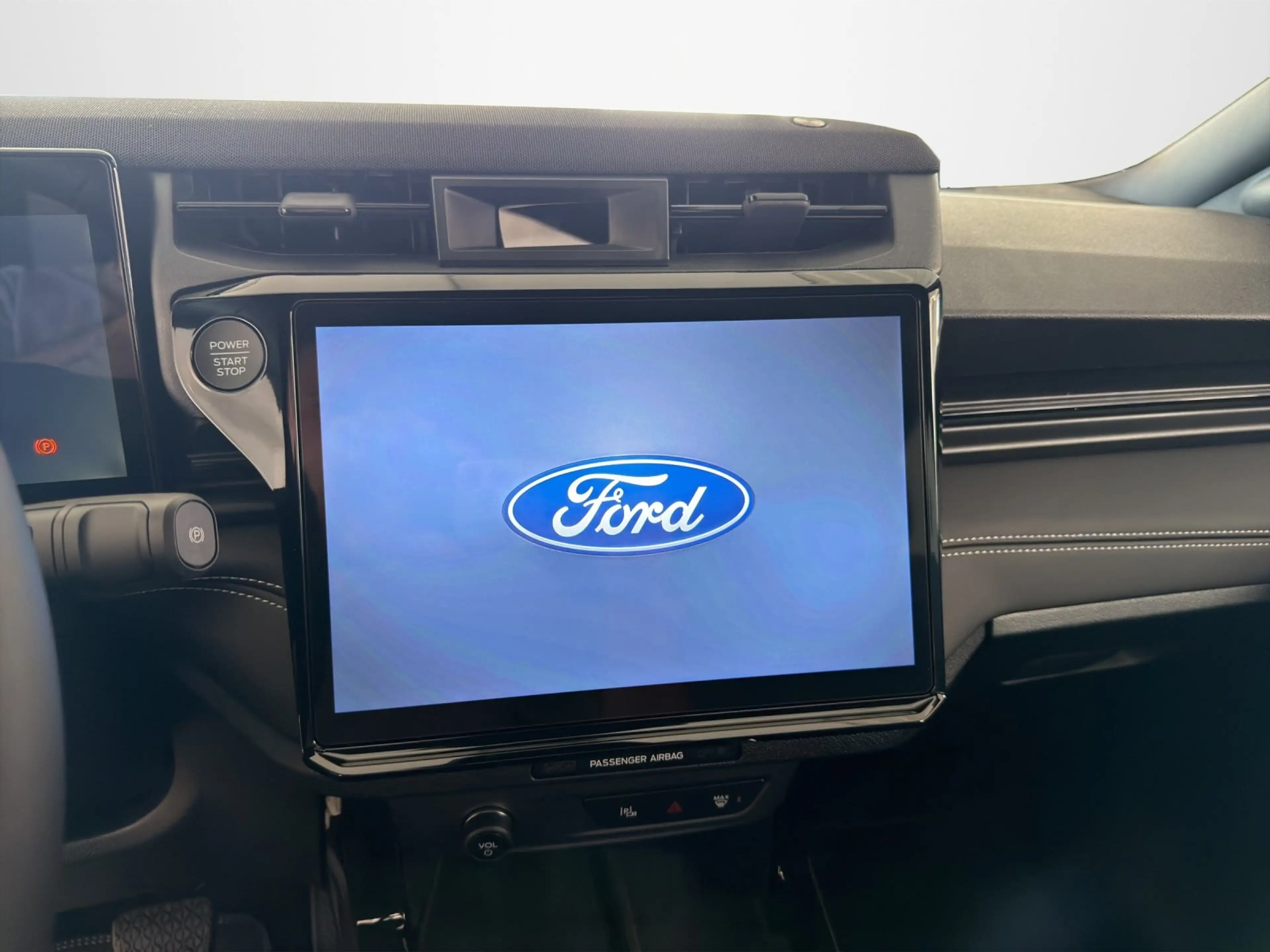 Ford Puma Gen-E BlueCruise Edition LED+Navi+SHZ — photo 9