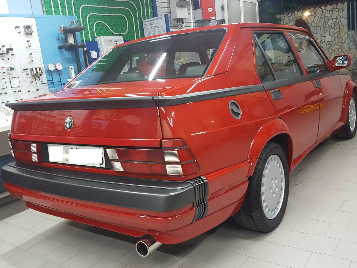 Alfa Romeo 75 75 1.8t America Rojo - 2