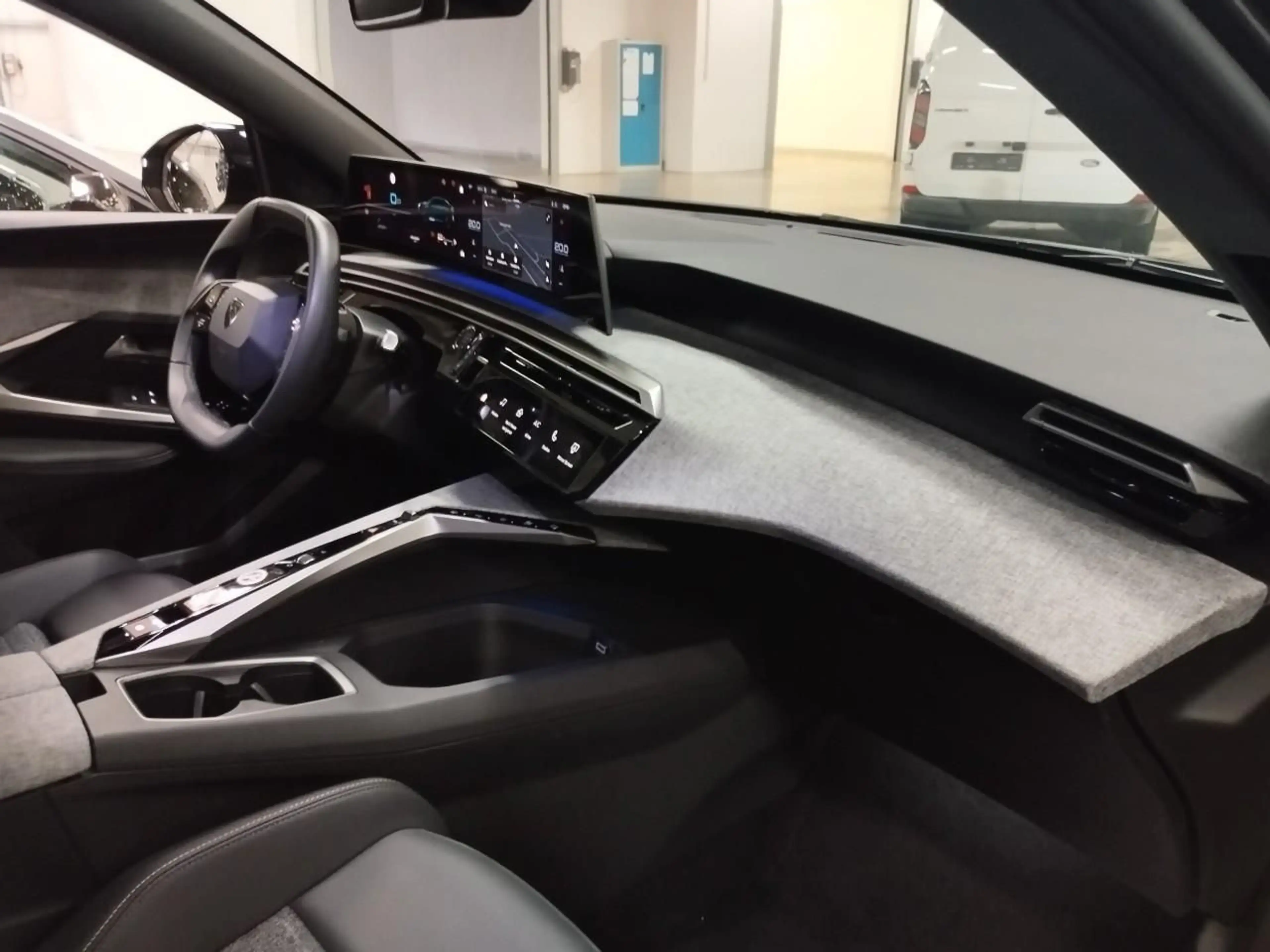 Peugeot 3008 1.2 145 Allure ACC+LED+Navi+SHZ+Winterp. — photo 5