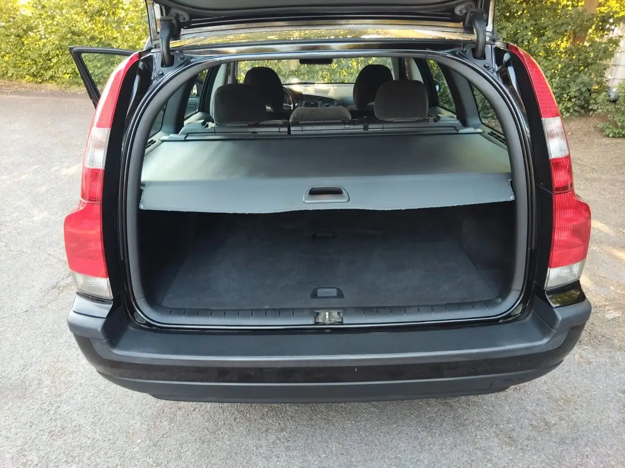 Volvo V70 2.4 II - inkl. Grosse Inspektion inkl. ZR, foto 9