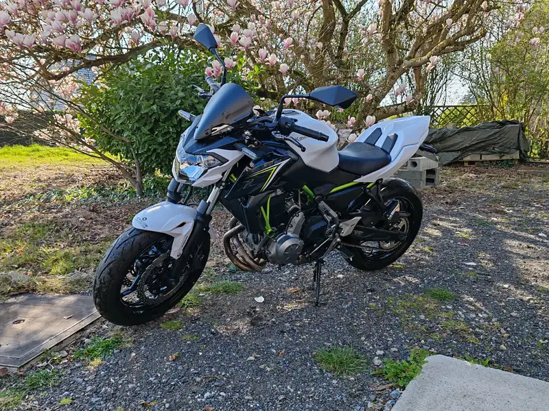 Kawasaki Z 650 - foto 2