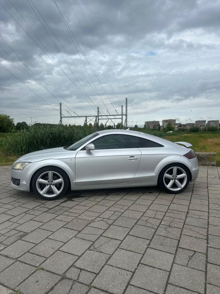 Audi TT 2.0 TFSI Pro Line — photo 7