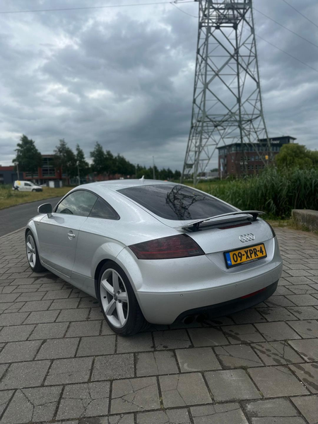 Audi TT 2.0 TFSI Pro Line — photo 5