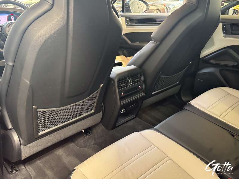 Photo du véhicule Porsche Cayenne