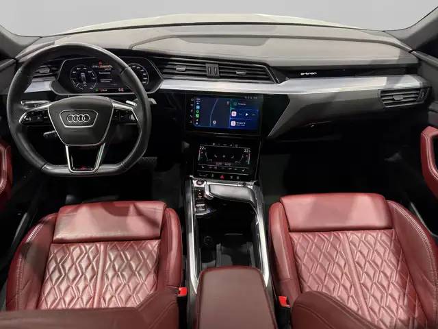 Audi E-Tron S view 7