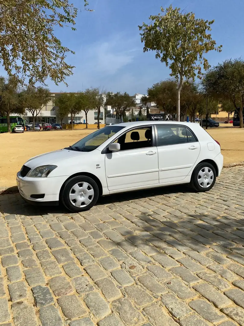 Toyota Corolla 1.4 Sol - 1
