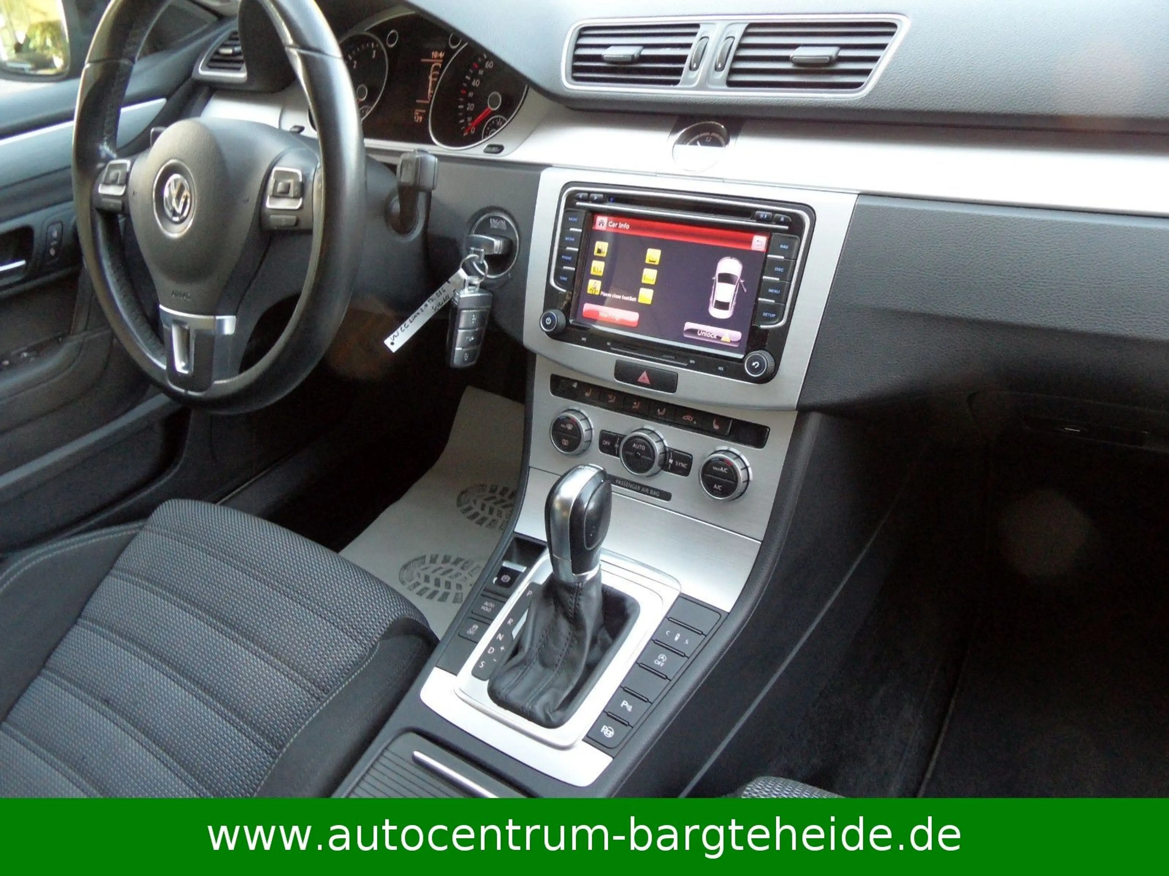 Volkswagen CC 2.0 TDi BMT Aut. NAVI+XENON+2.HD — photo 12