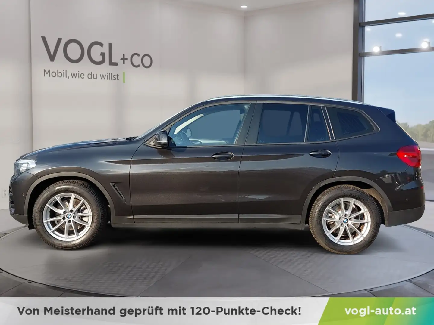 BMW X3 xDrive 20d 48V Aut. Schwarz - 2