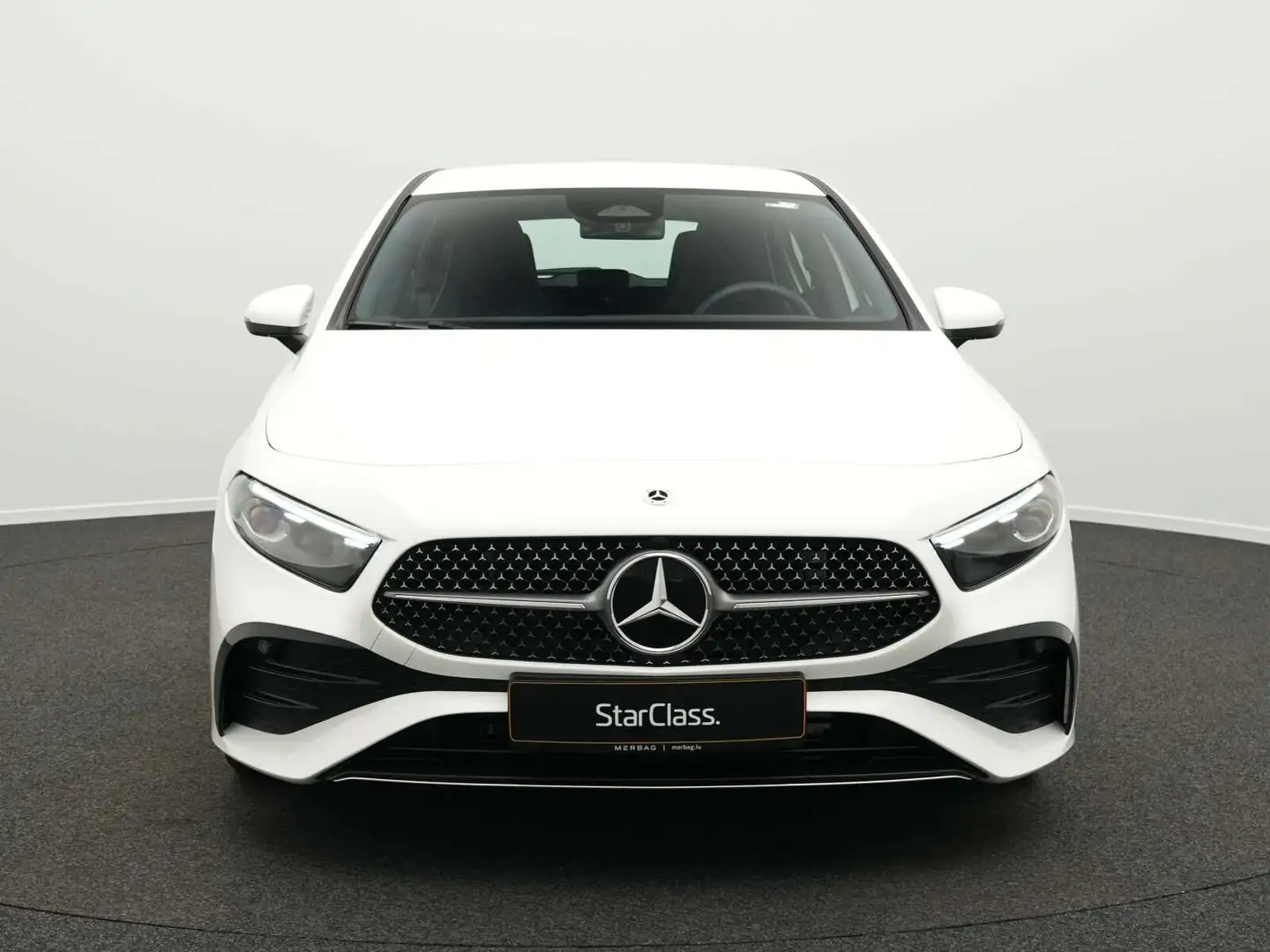 Mercedes-Benz A 200 A 200 d AMG-Line Multi+Kamera+Ambi+MBUX AMG Line Blanc - 2
