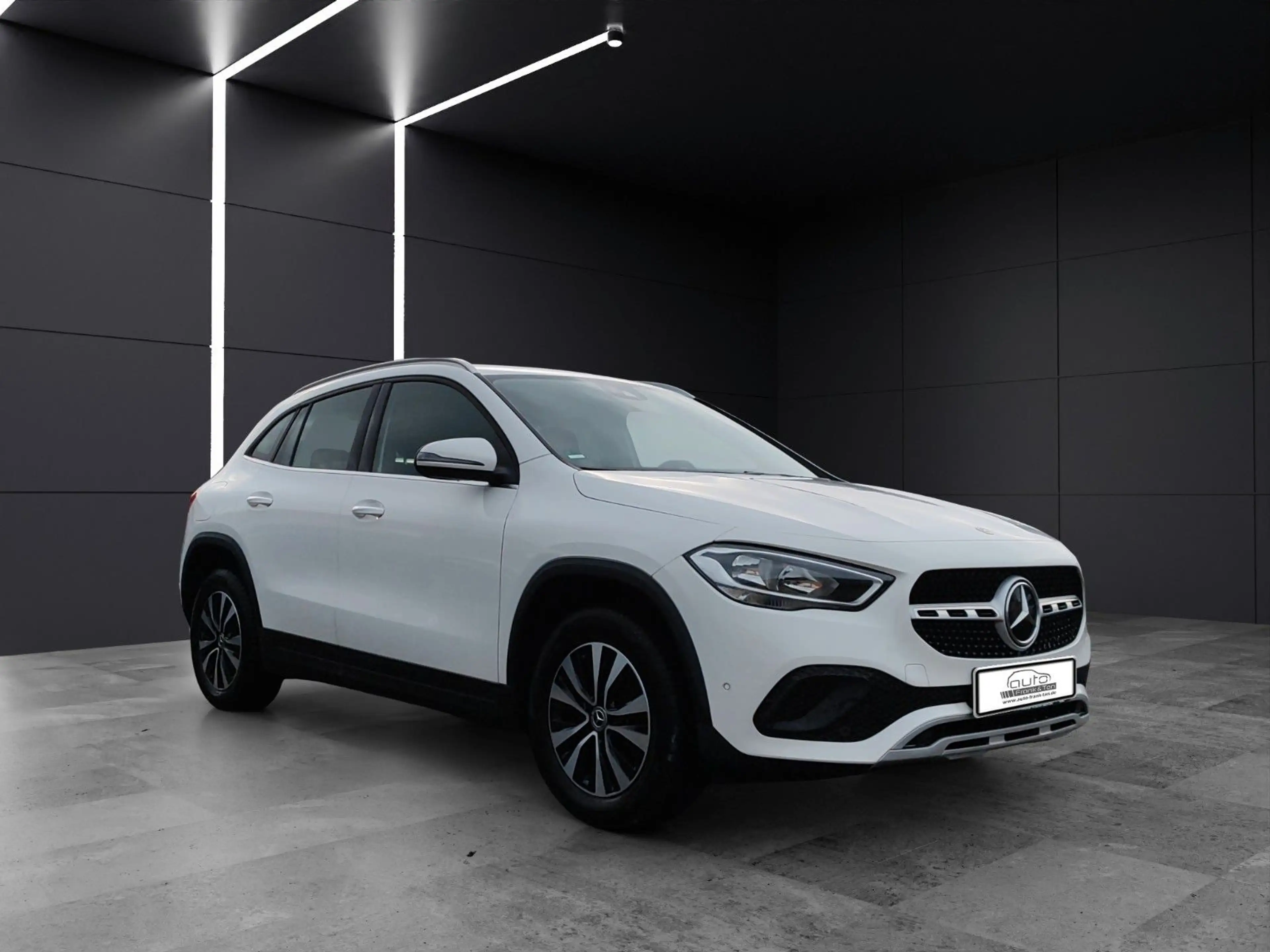 Mercedes-Benz GLA 250 e*Navi*AHK*Kamera*SitzHZ*DAB* — photo 8