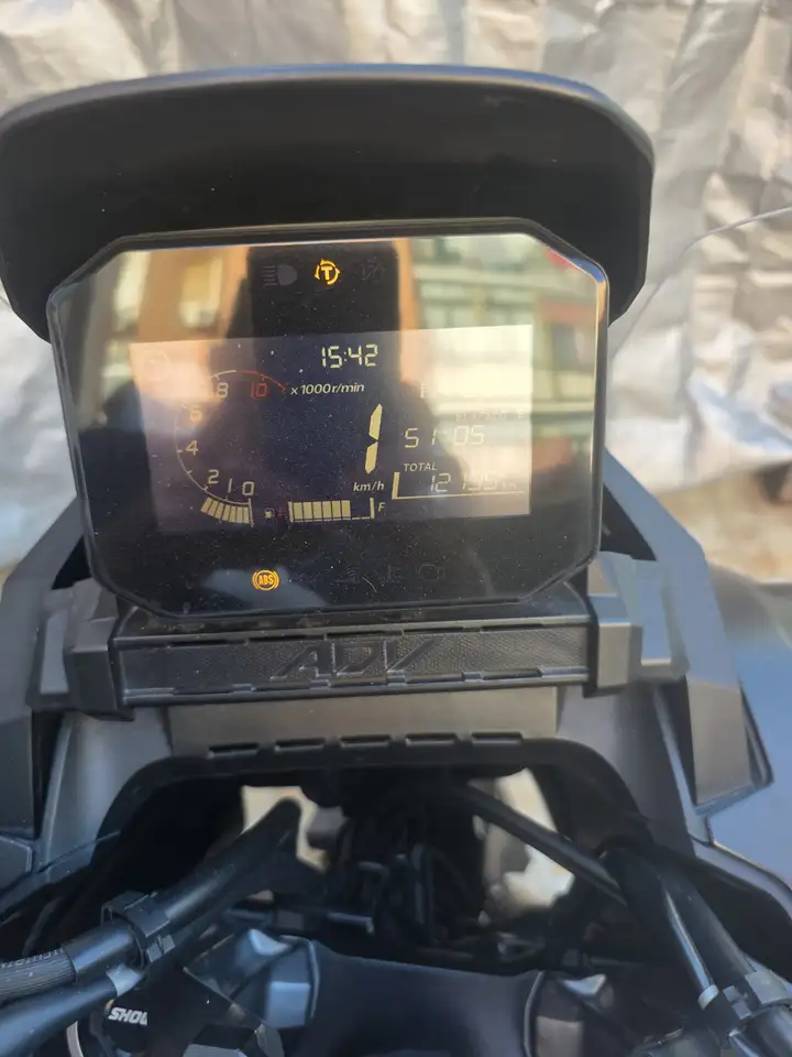 Honda ADV 350