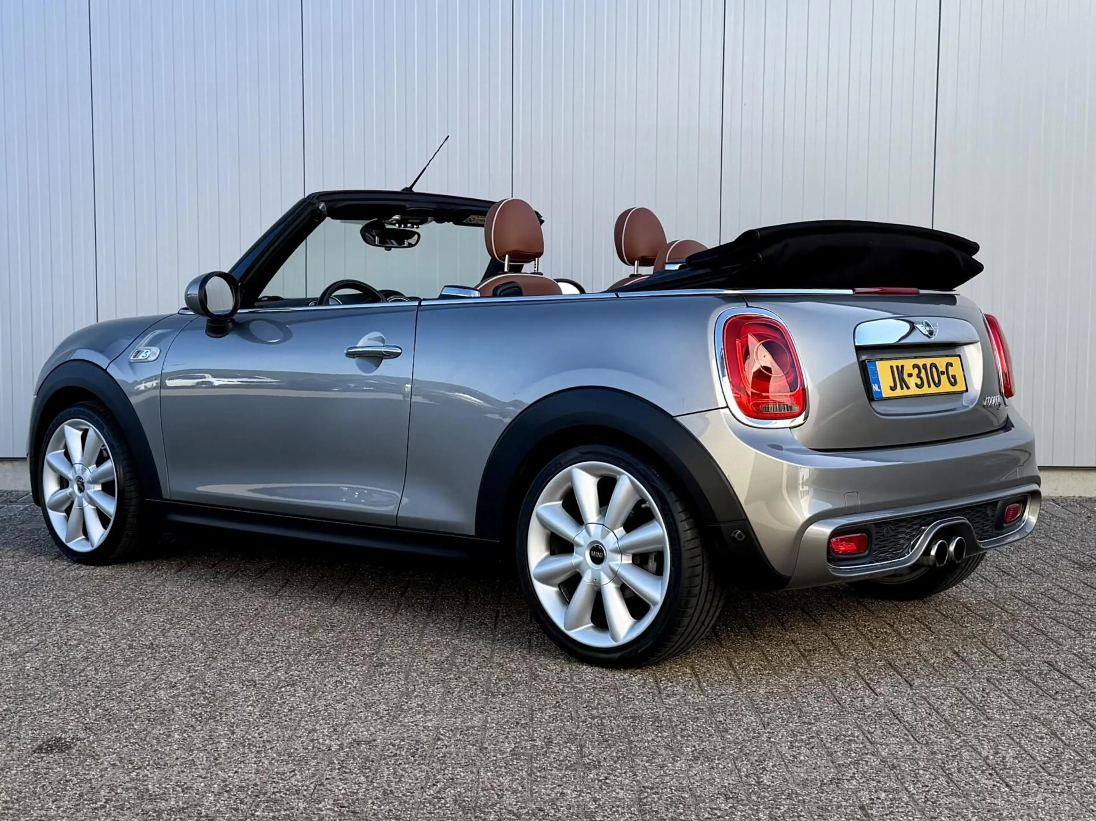 MINI Cooper S Cabrio 2.0 Chili Serious Business — photo 6