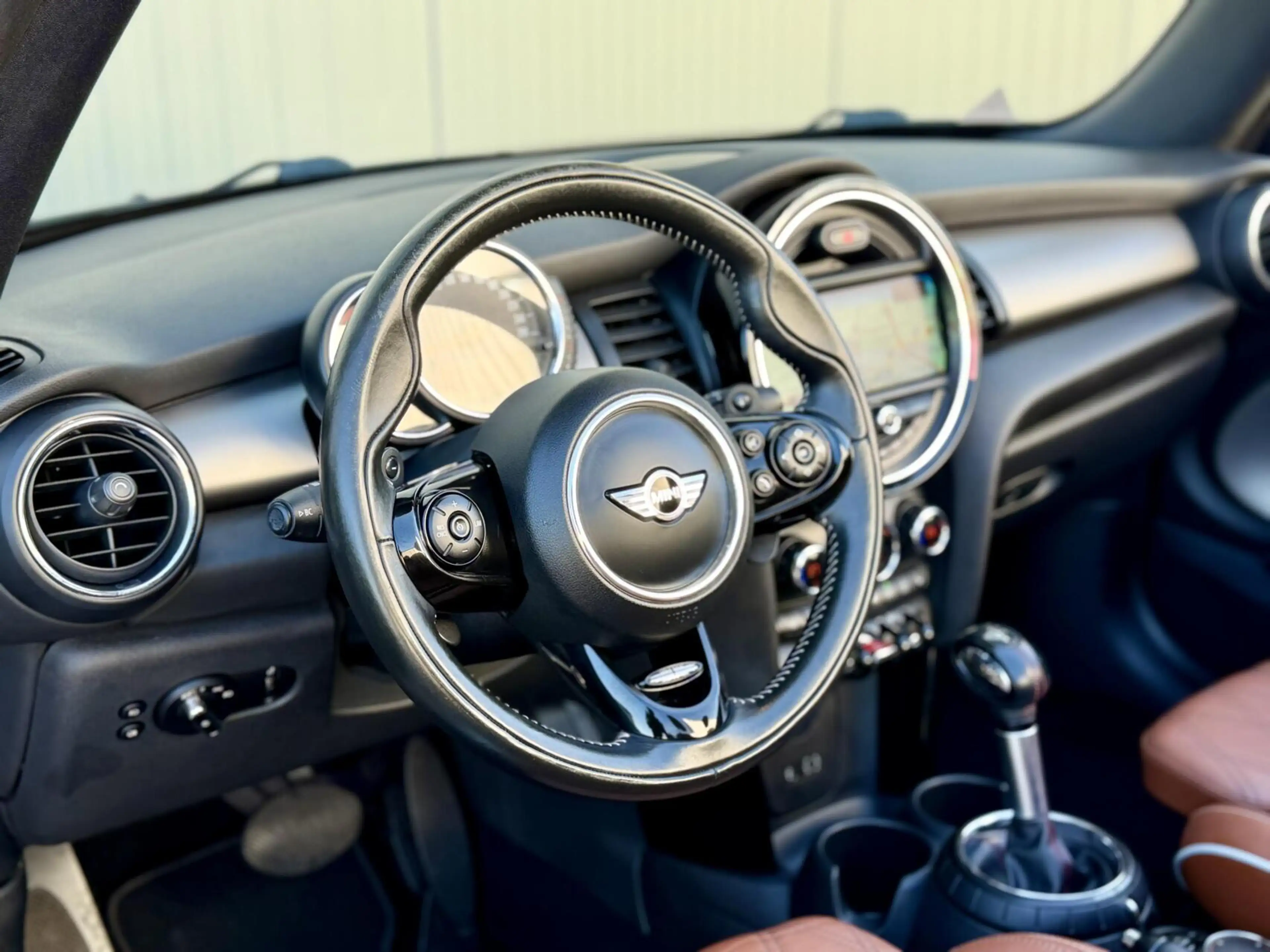 MINI Cooper S Cabrio 2.0 Chili Serious Business — photo 14