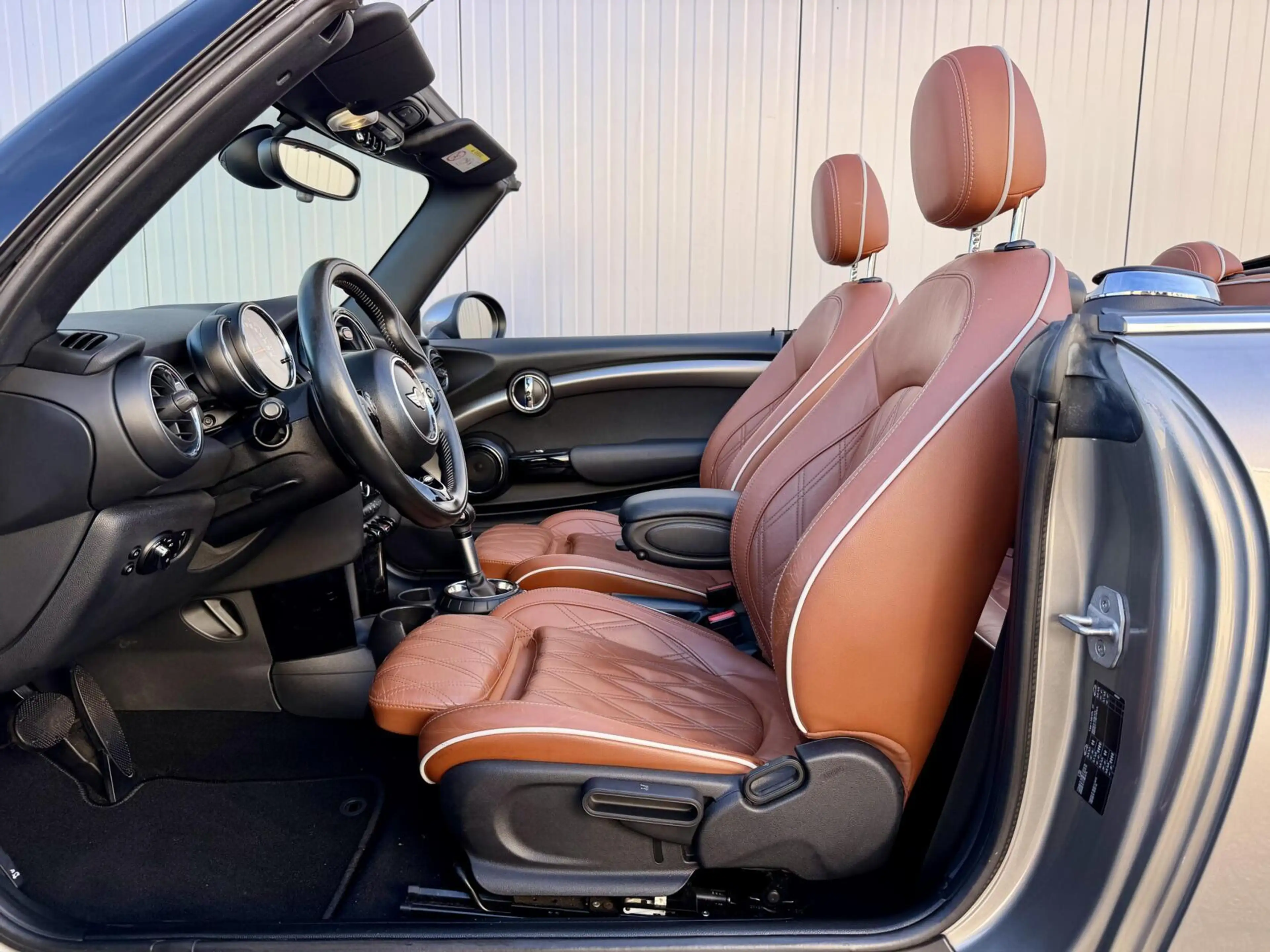 MINI Cooper S Cabrio 2.0 Chili Serious Business — photo 11