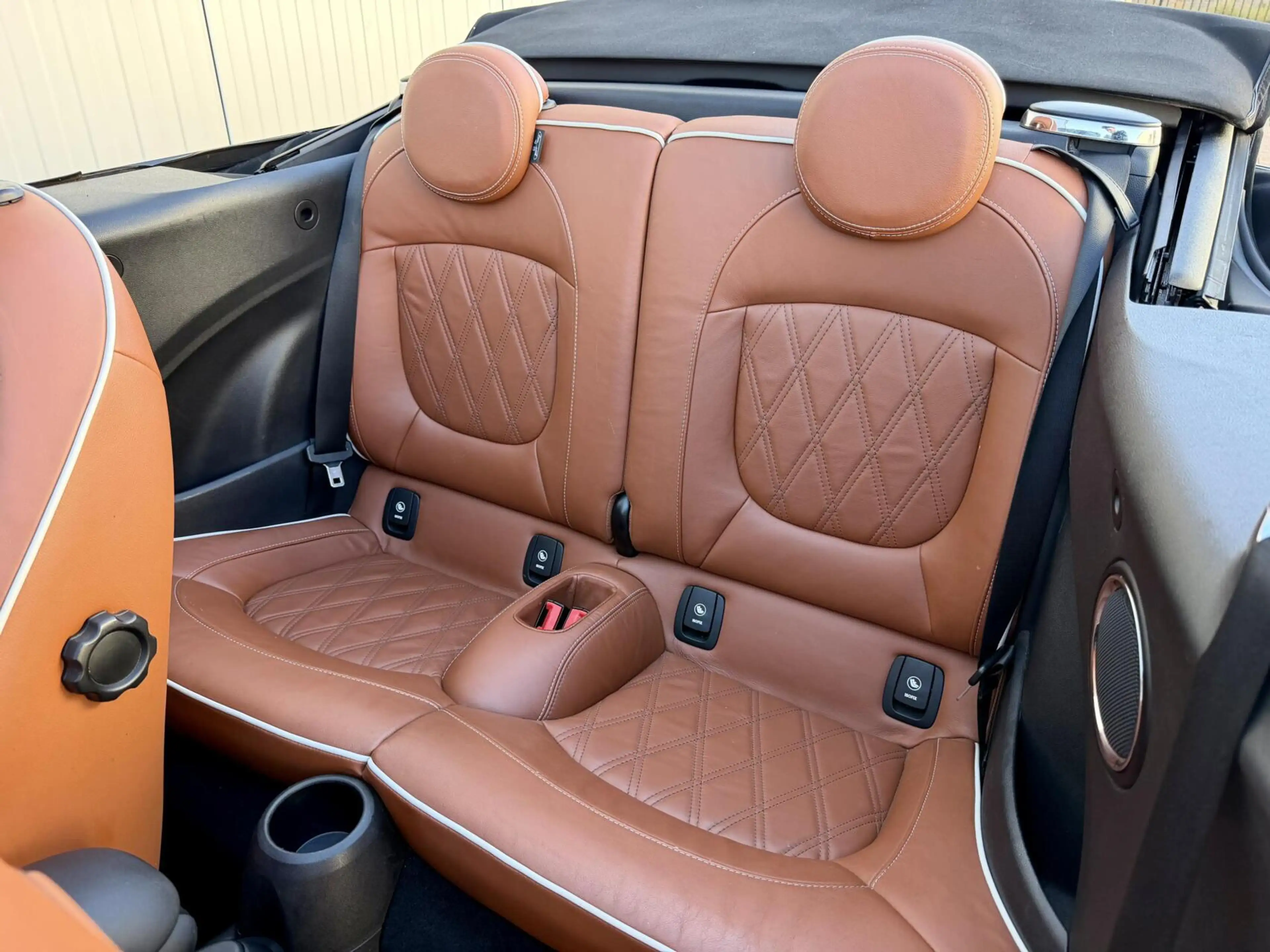 MINI Cooper S Cabrio 2.0 Chili Serious Business — photo 13