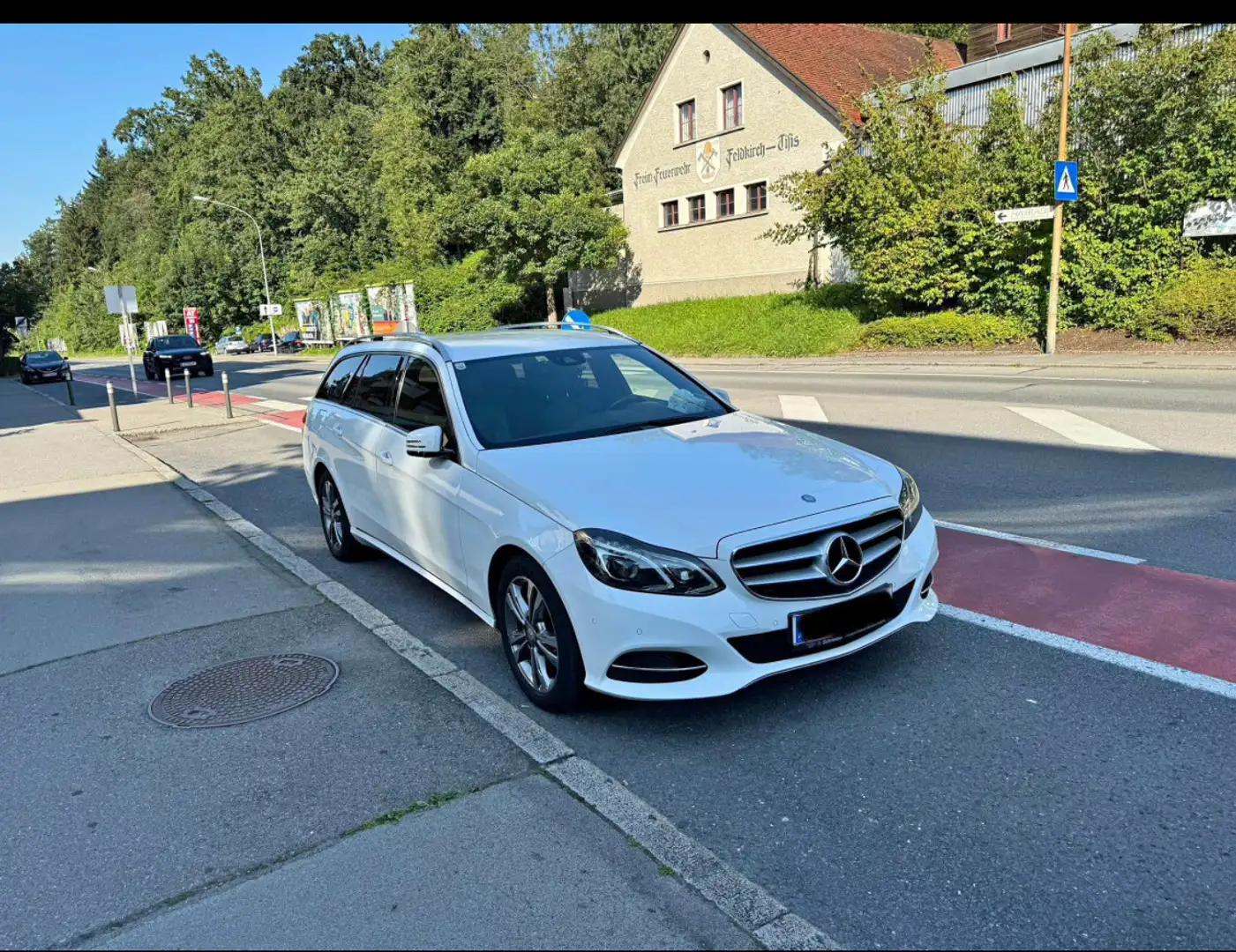 Mercedes-Benz E 220 - 1