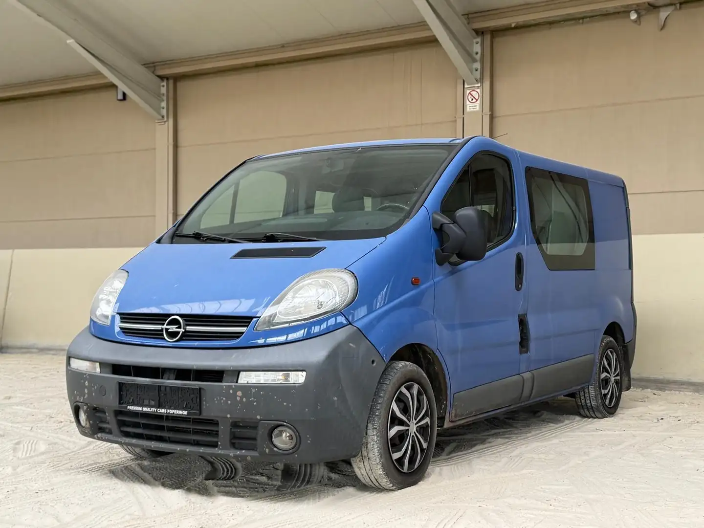 Opel Vivaro DOUBLE CABINE / RIJDT EN START NAAR BEHOREN Blauw - 1