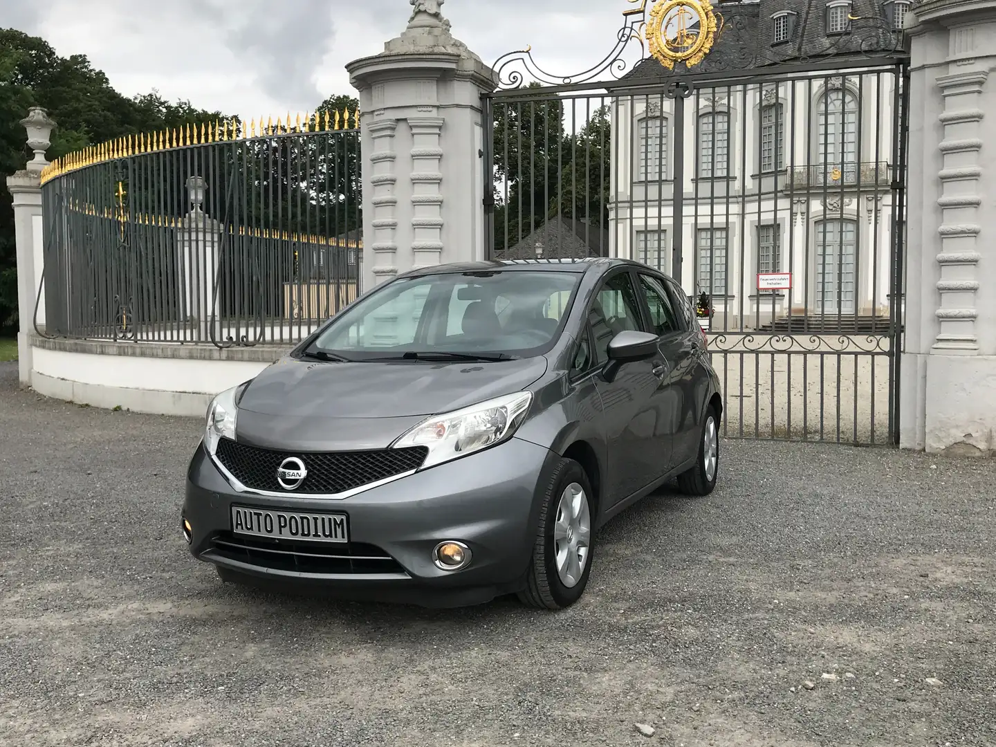Nissan Note Visia Klima HU-AU NEU Gris - 1