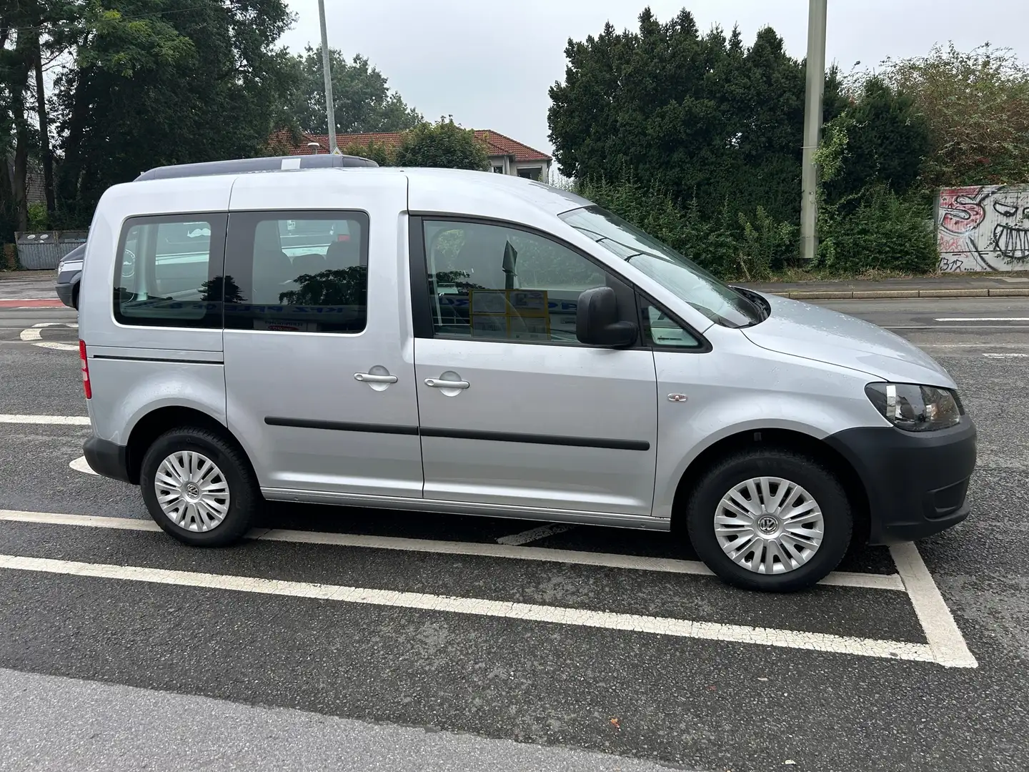 Volkswagen Caddy Trendline EcoFuel  Gas/Benzin Grau - 1
