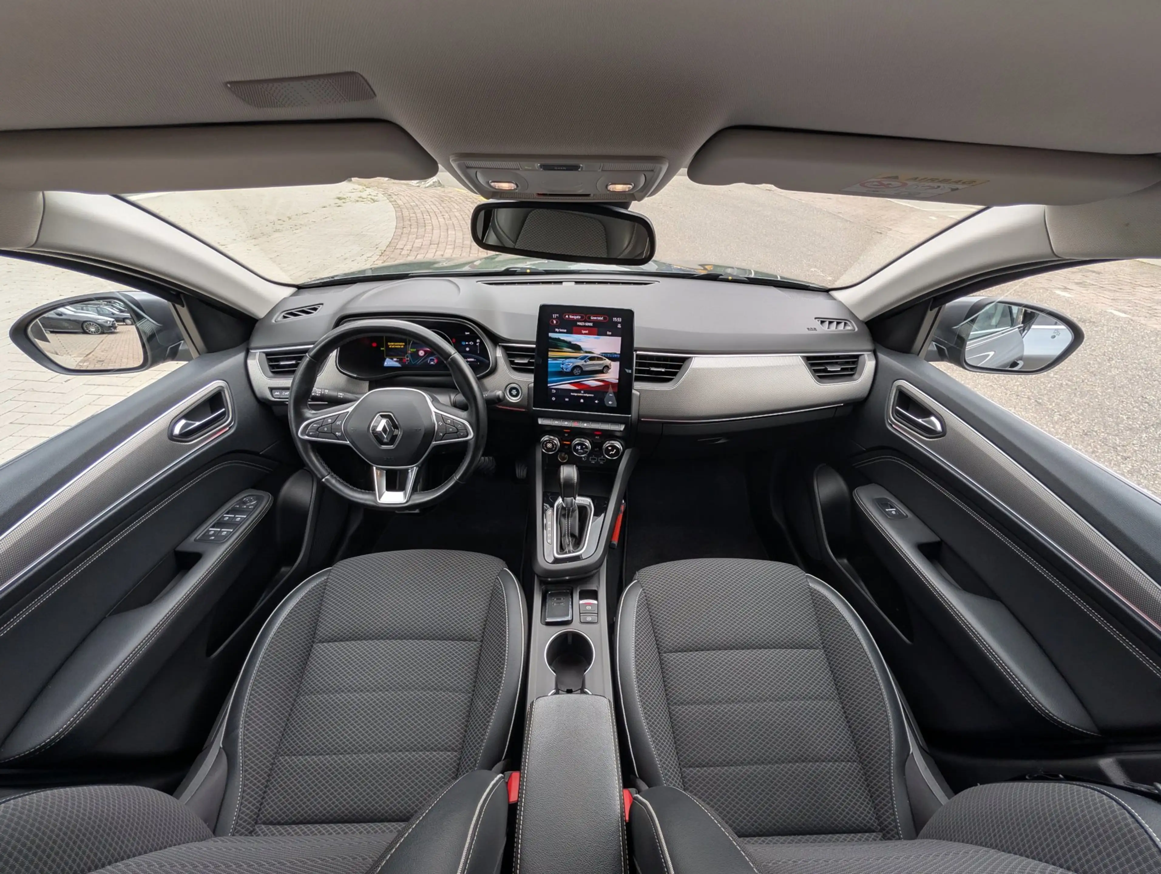 Renault Arkana 1.6 E-Tech Hybrid 145 Intens — photo 14