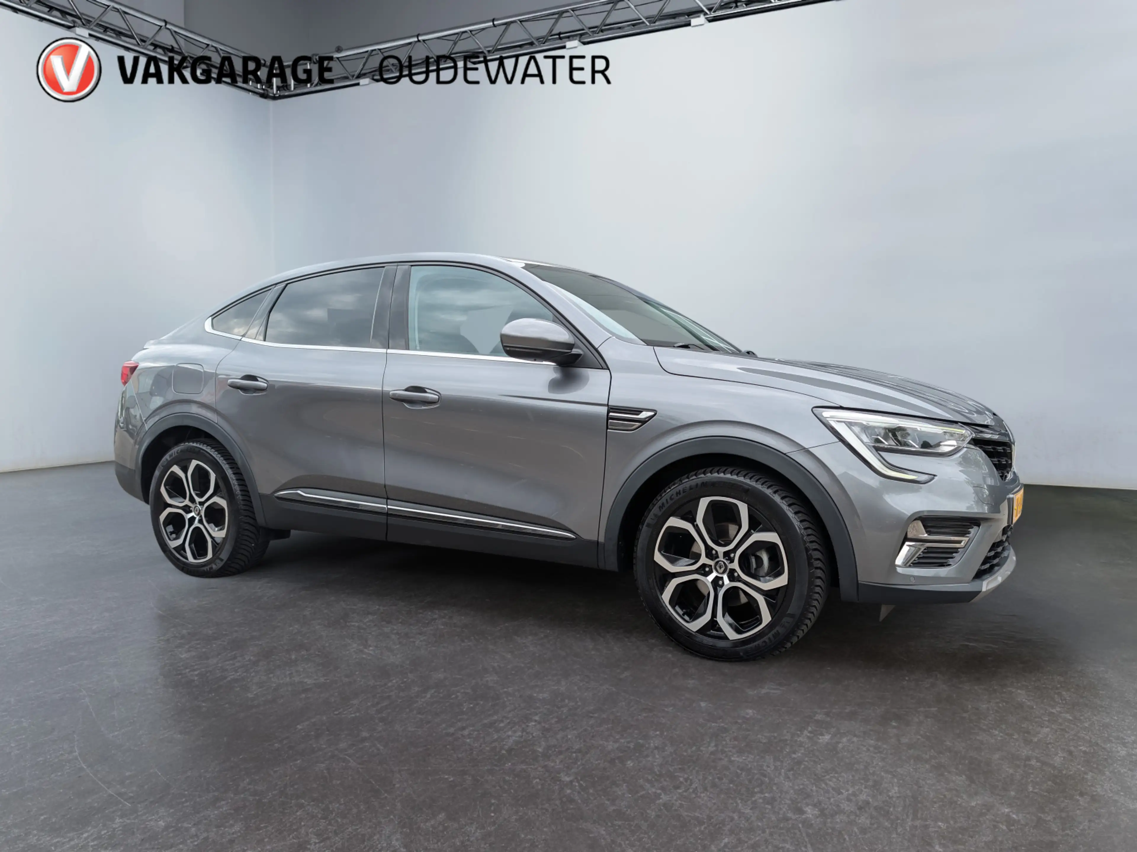 Renault Arkana 1.6 E-Tech Hybrid 145 Intens — photo 7