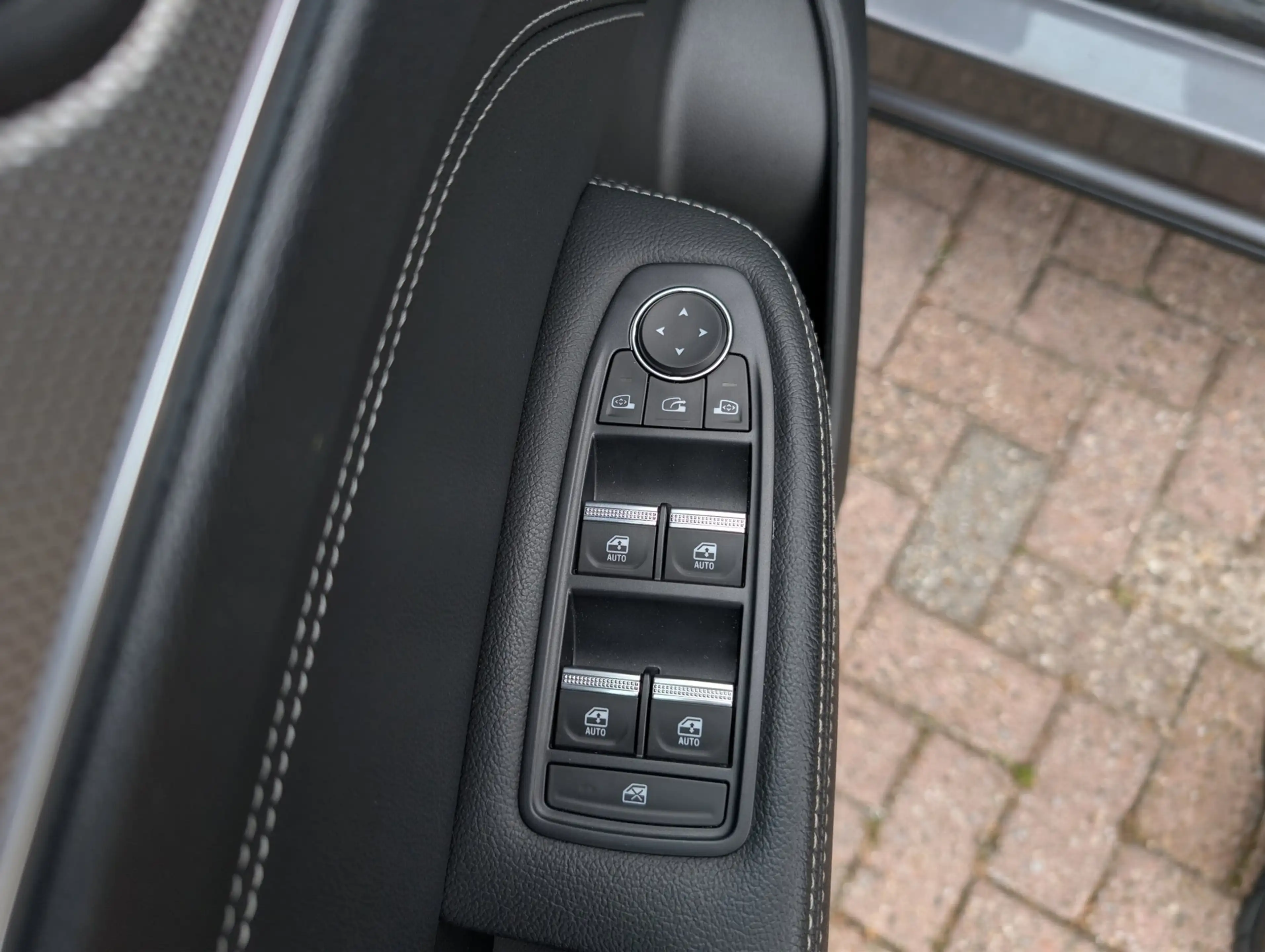 Renault Arkana 1.6 E-Tech Hybrid 145 Intens — photo 26