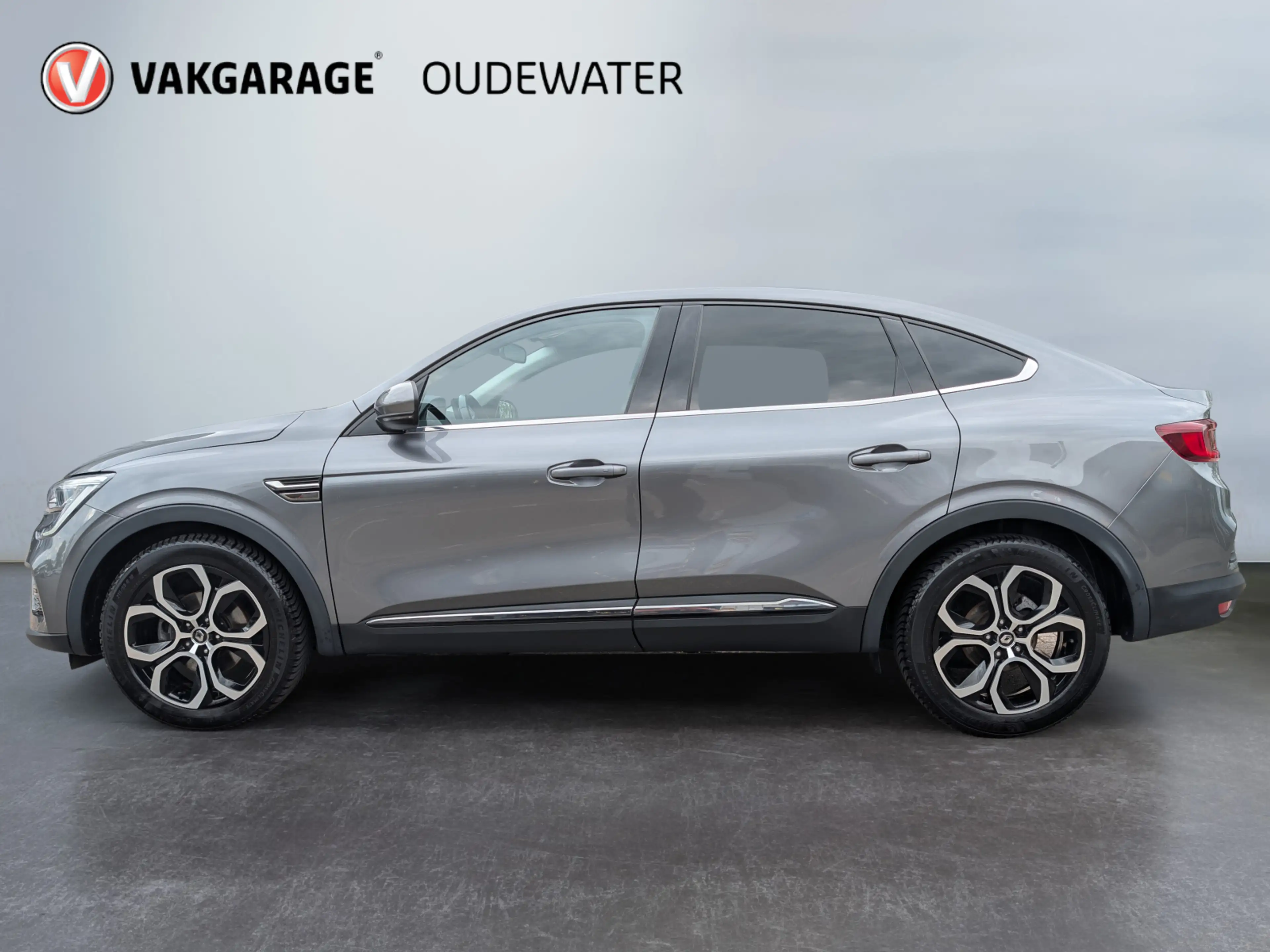 Renault Arkana 1.6 E-Tech Hybrid 145 Intens — photo 3