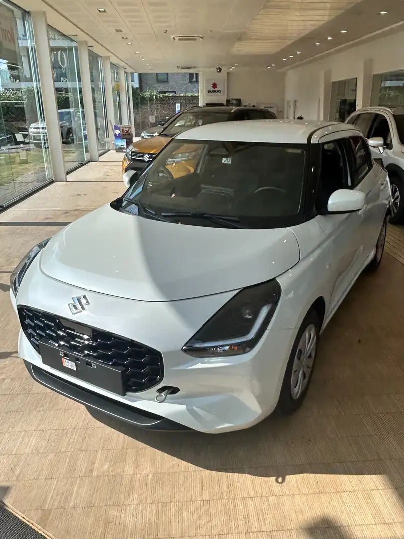 Suzuki Swift Swift 1.2 Dualjet Hybrid MT GL Blanc - 1