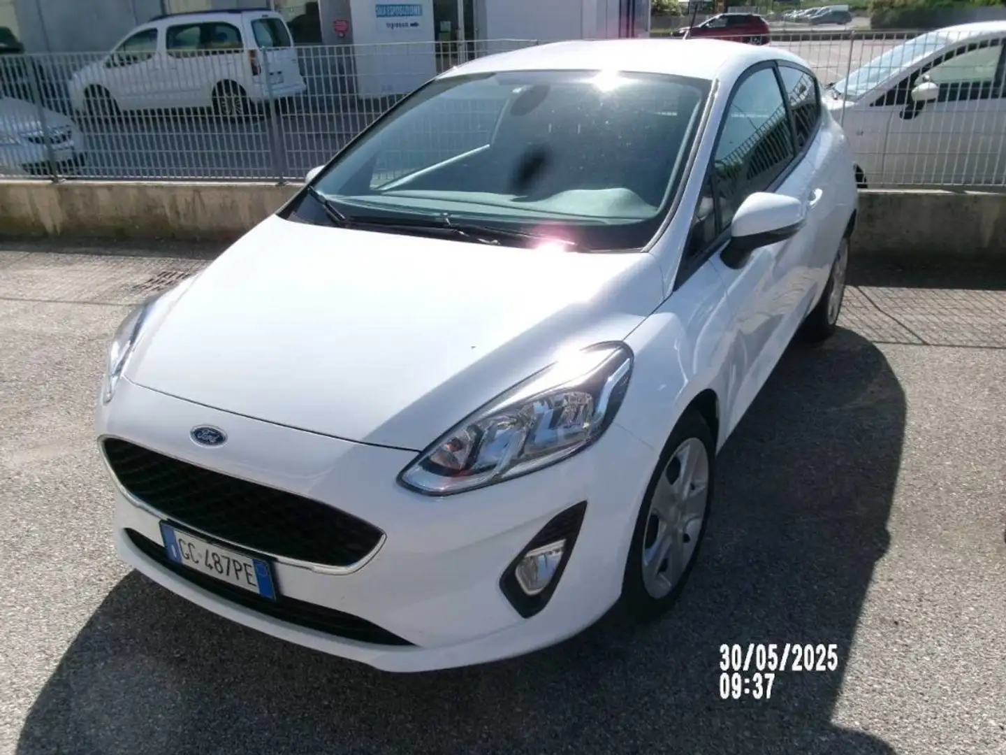 Ford Fiesta Van 1.5 TDCi 85cv S Start&Stop TG : GC487PE Bianco - 2
