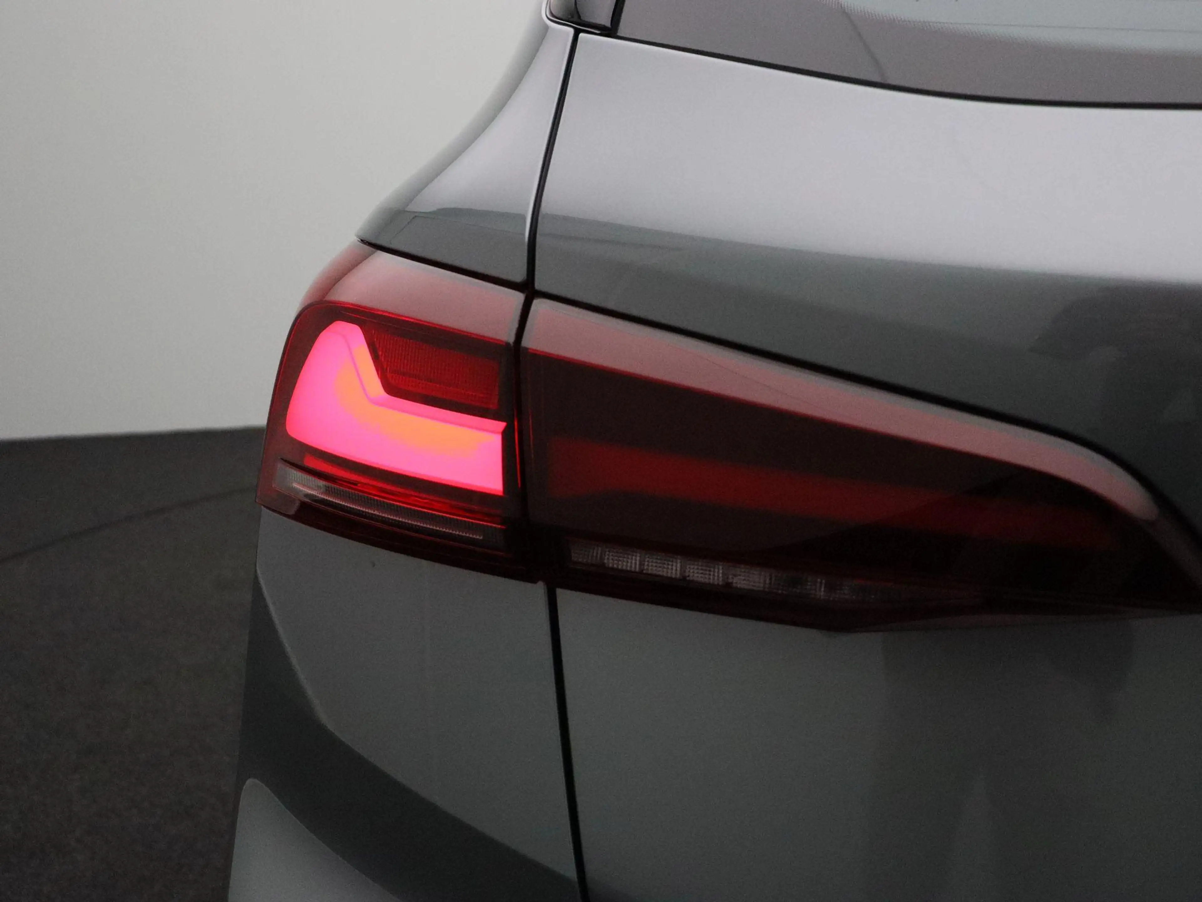 BMW 220 2 Serie Active Tourer 220i M Sportpakket | Achteru — photo 9