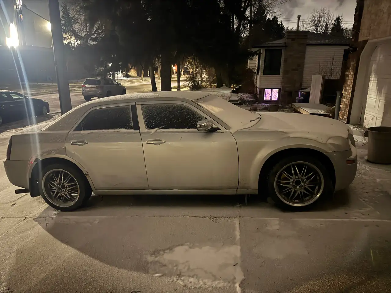 Chrysler 300 снимка Chrysler 300