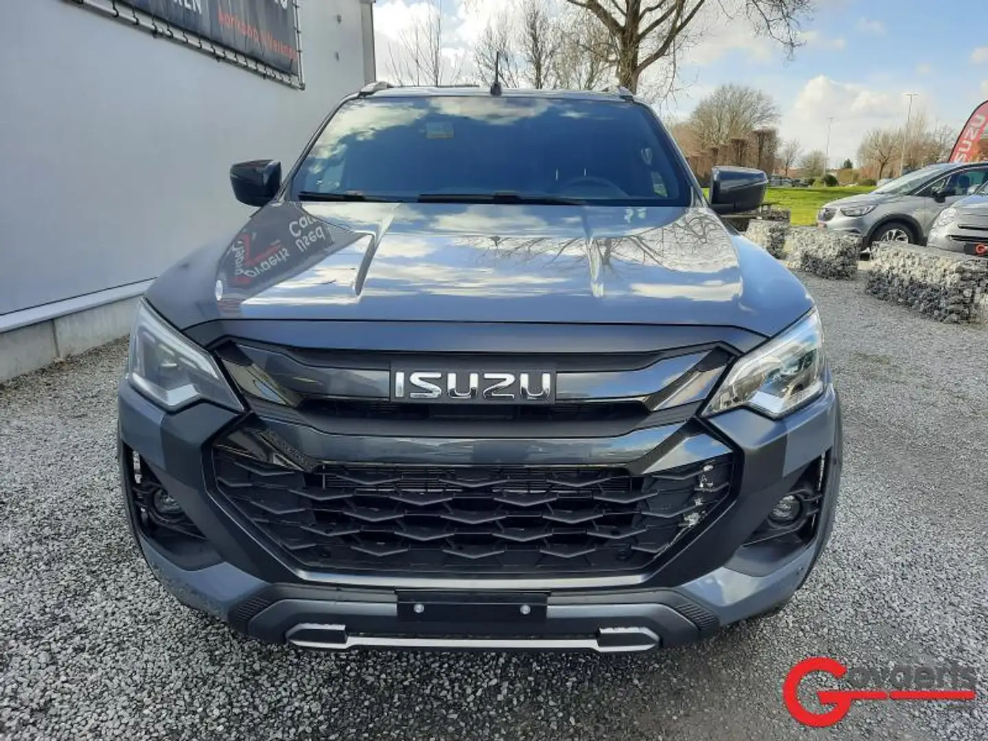 Isuzu D-Max DC V-Cross Roll Cover Grey - 2