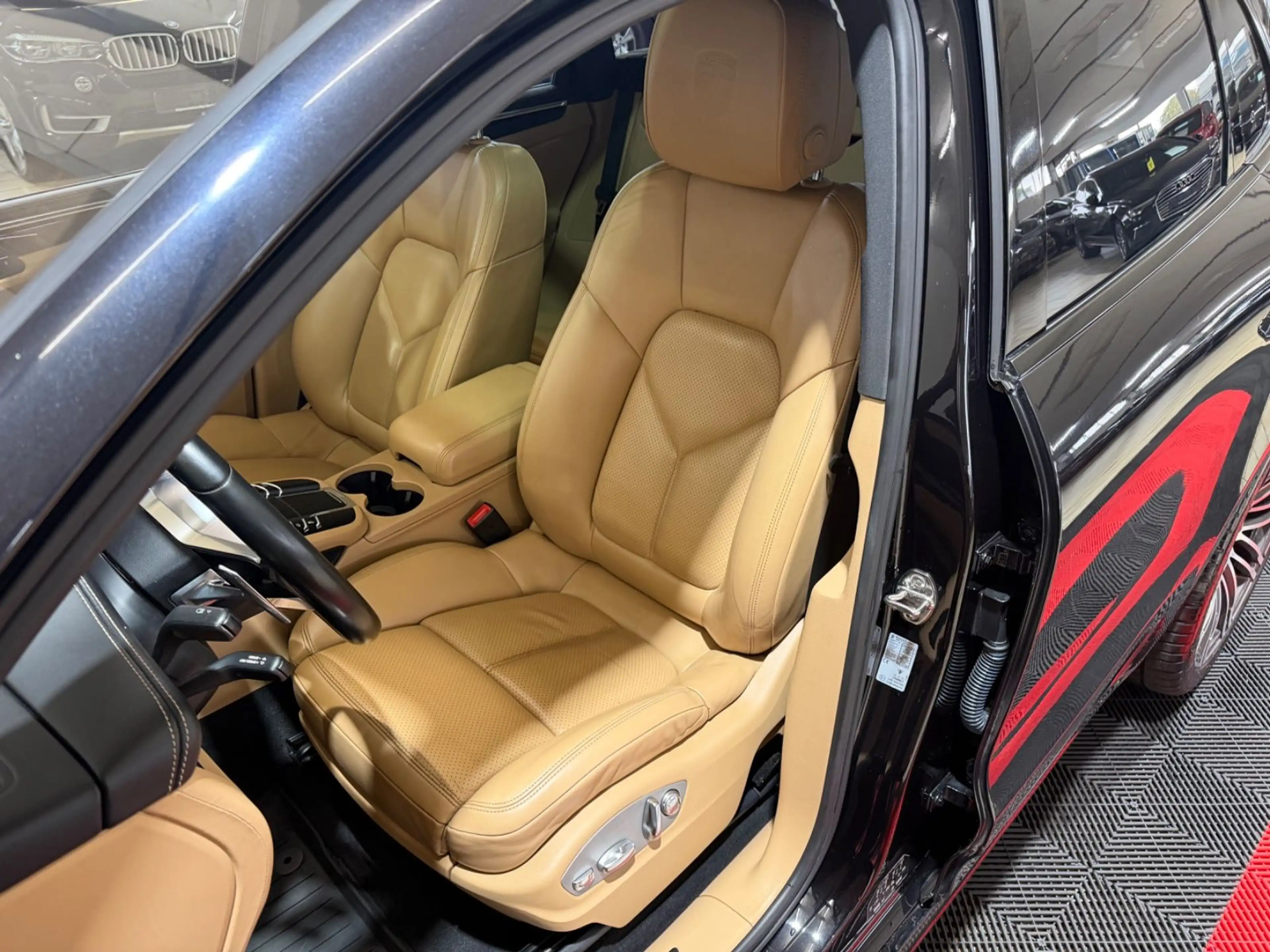 Porsche Macan GTS*PANO*14 WEGE*SPORT CHRONO*360°KA* — photo 11