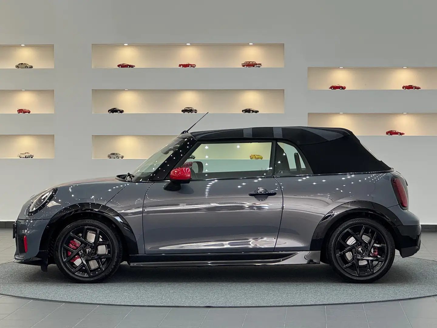 MINI John Cooper Works Cabrio John Cooper Works John Cooper Works Trim VOLLVOLL Grau - 2
