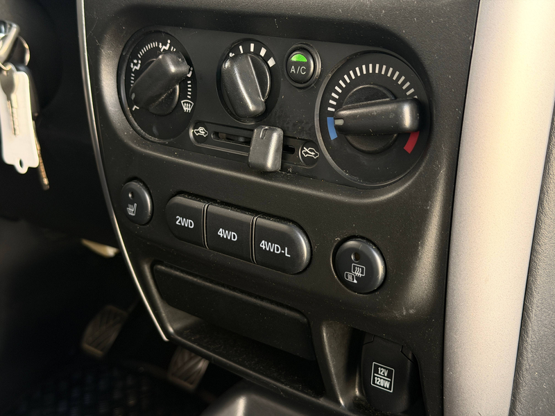 Suzuki Jimny Jimny Style Ranger 4x4 AHK Leder Sitzheizung Unfallfrei Top Zustand — photo 9