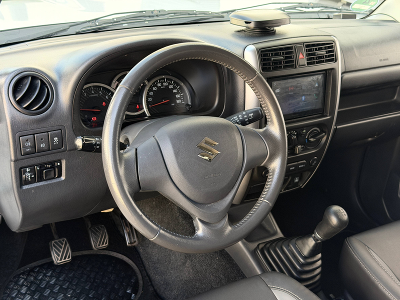 Suzuki Jimny Jimny Style Ranger 4x4 AHK Leder Sitzheizung Unfallfrei Top Zustand — photo 6