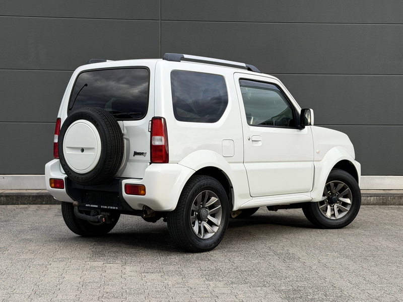 Suzuki Jimny Jimny Style Ranger 4x4 AHK Leder Sitzheizung Unfallfrei Top Zustand — photo 2