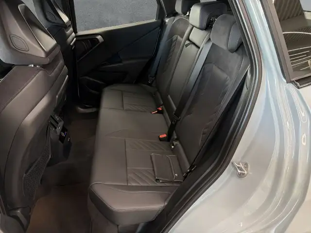 BMW X3 view 13