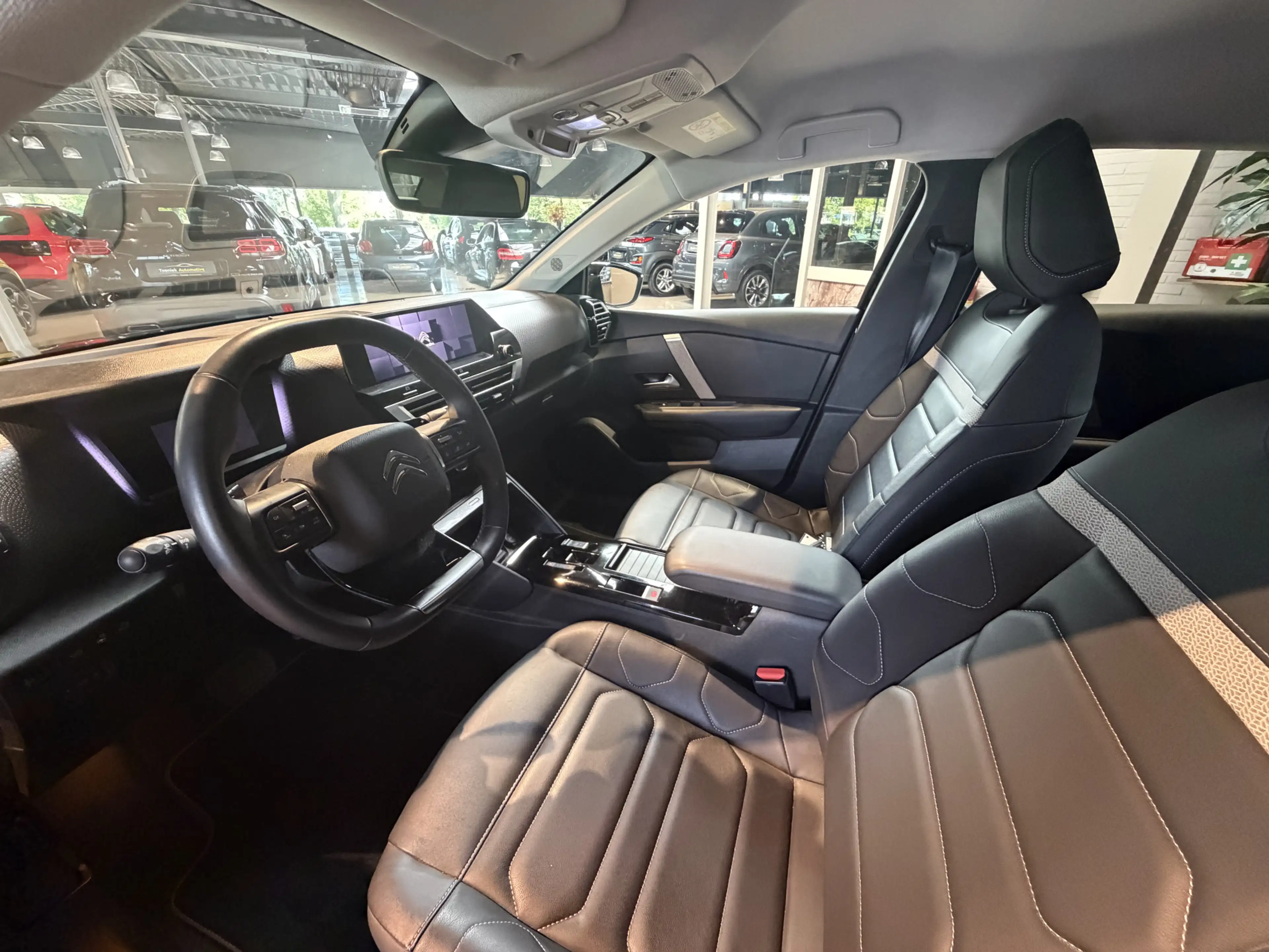 Citroen C4 X 1.2 Puretech Shine — photo 11