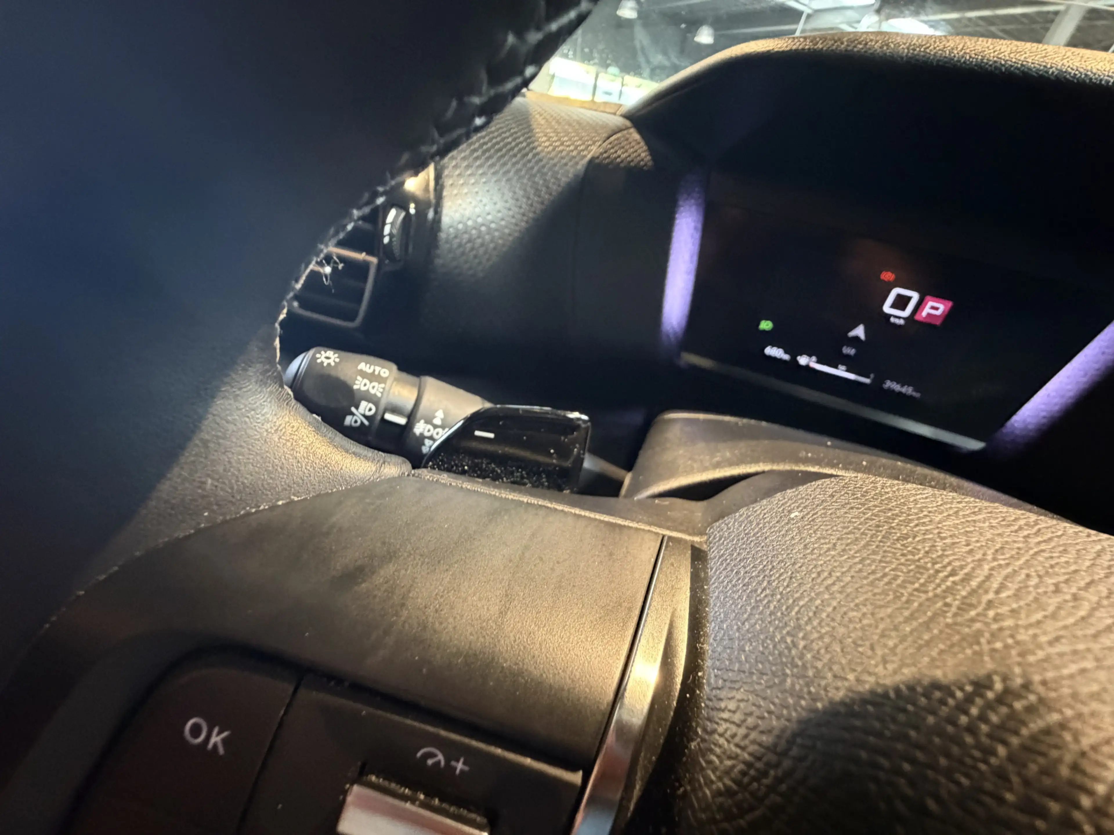 Citroen C4 X 1.2 Puretech Shine — photo 39