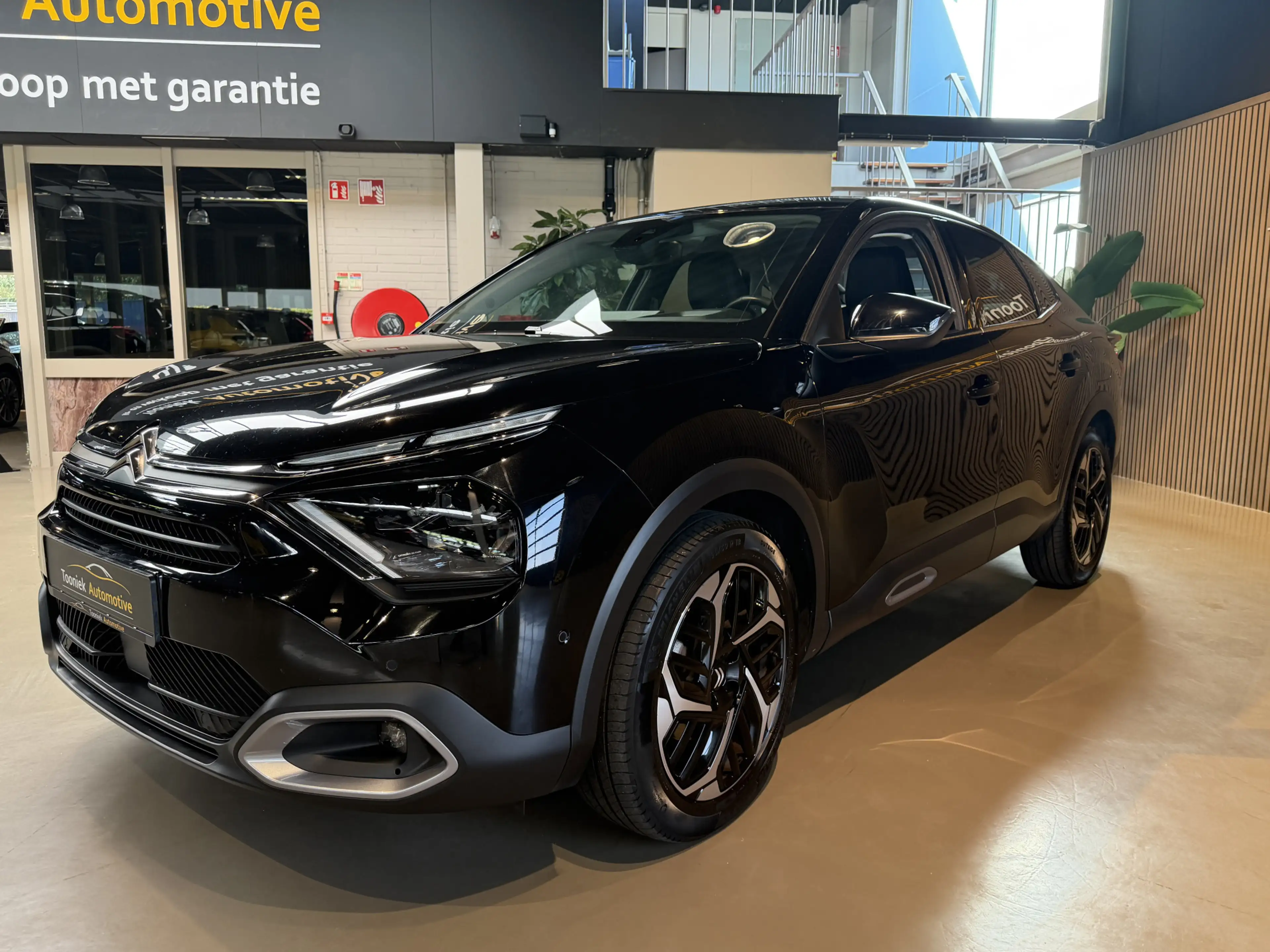 Citroen C4 X 1.2 Puretech Shine — photo 7