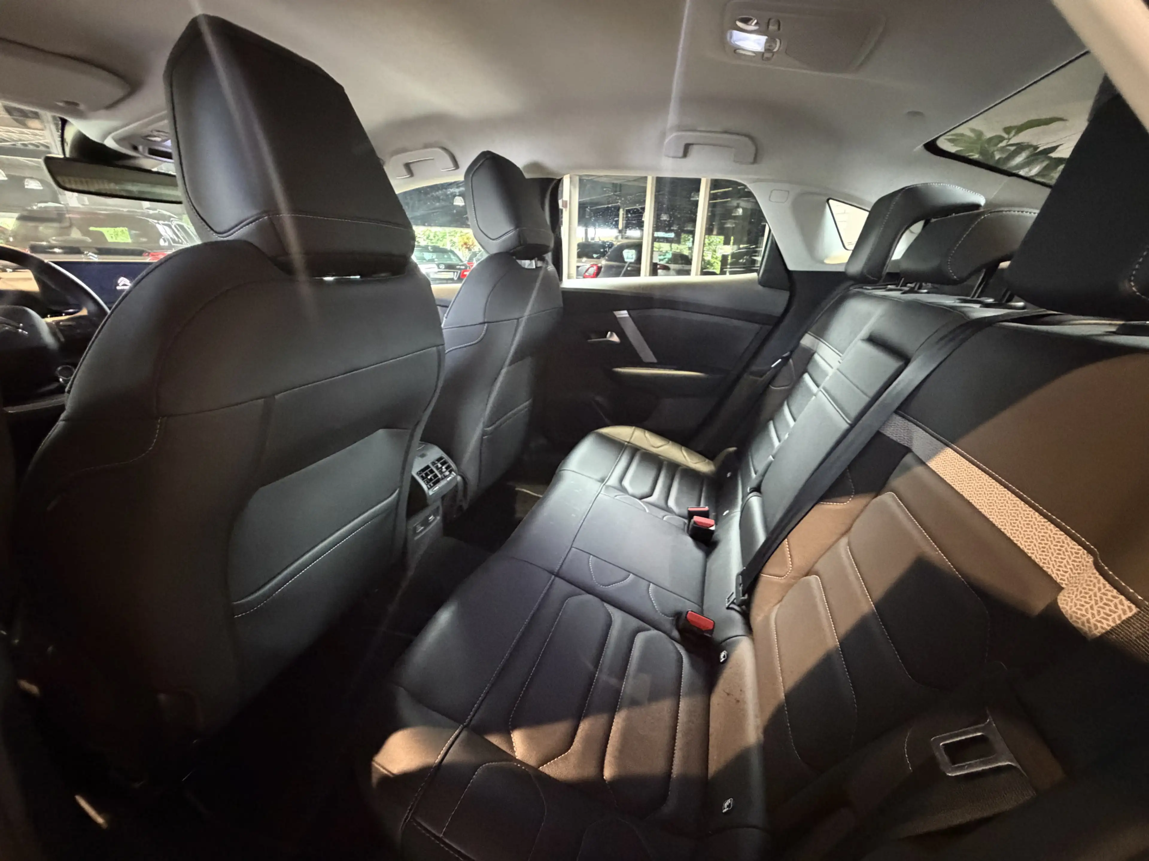 Citroen C4 X 1.2 Puretech Shine — photo 14