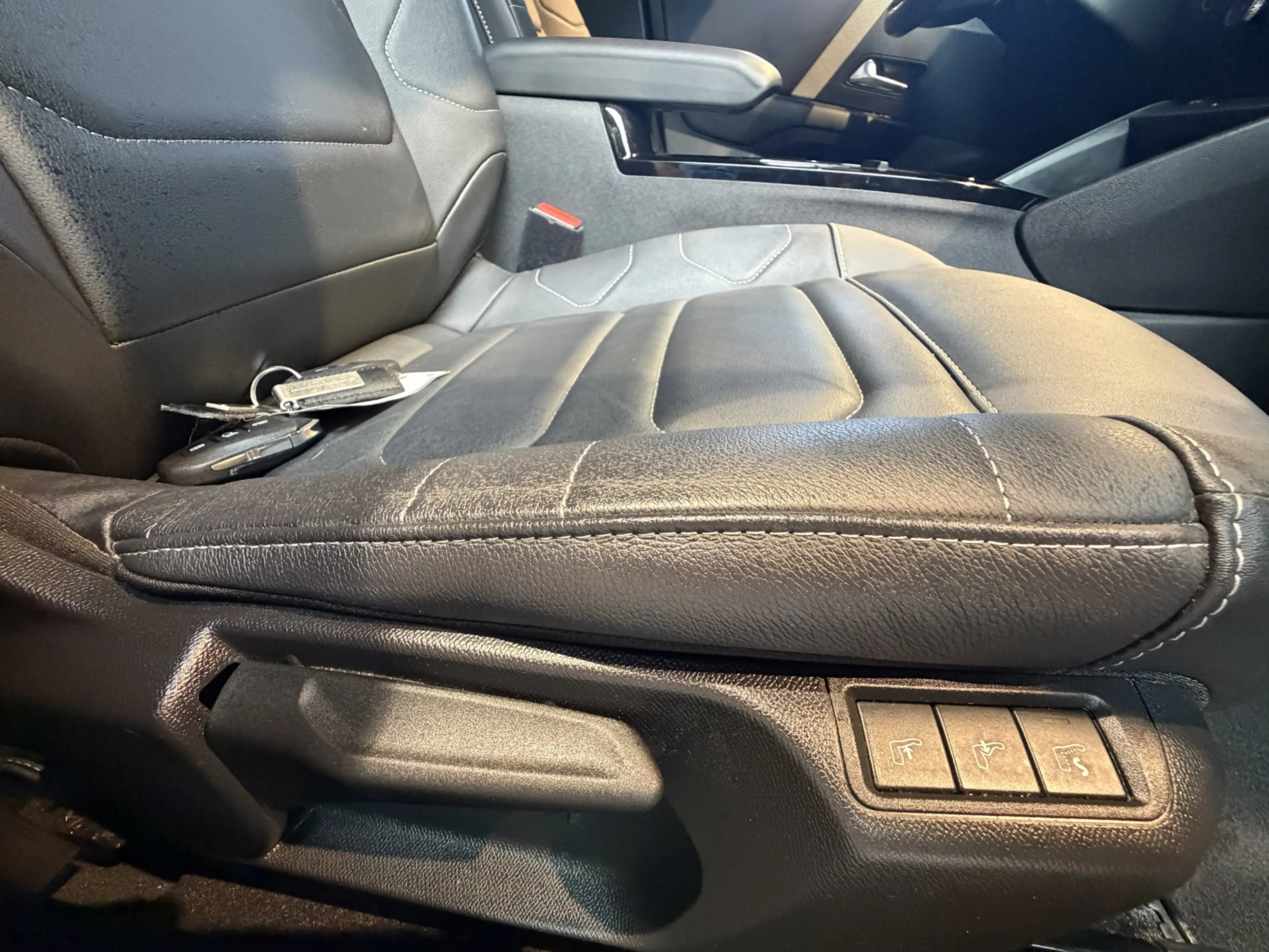 Citroen C4 X 1.2 Puretech Shine — photo 25