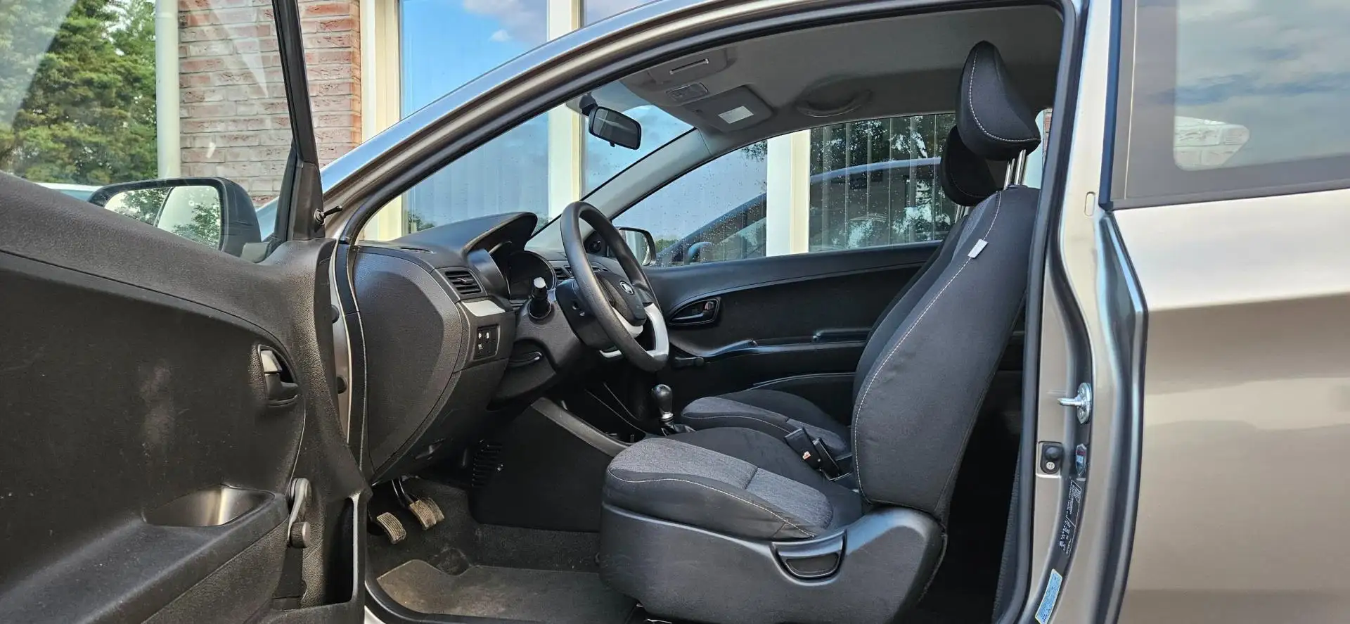 Kia Picanto 1.0 CVVT ISG NAP! Stuurbekrachtiging! Leuke Auto! Grijs - 2