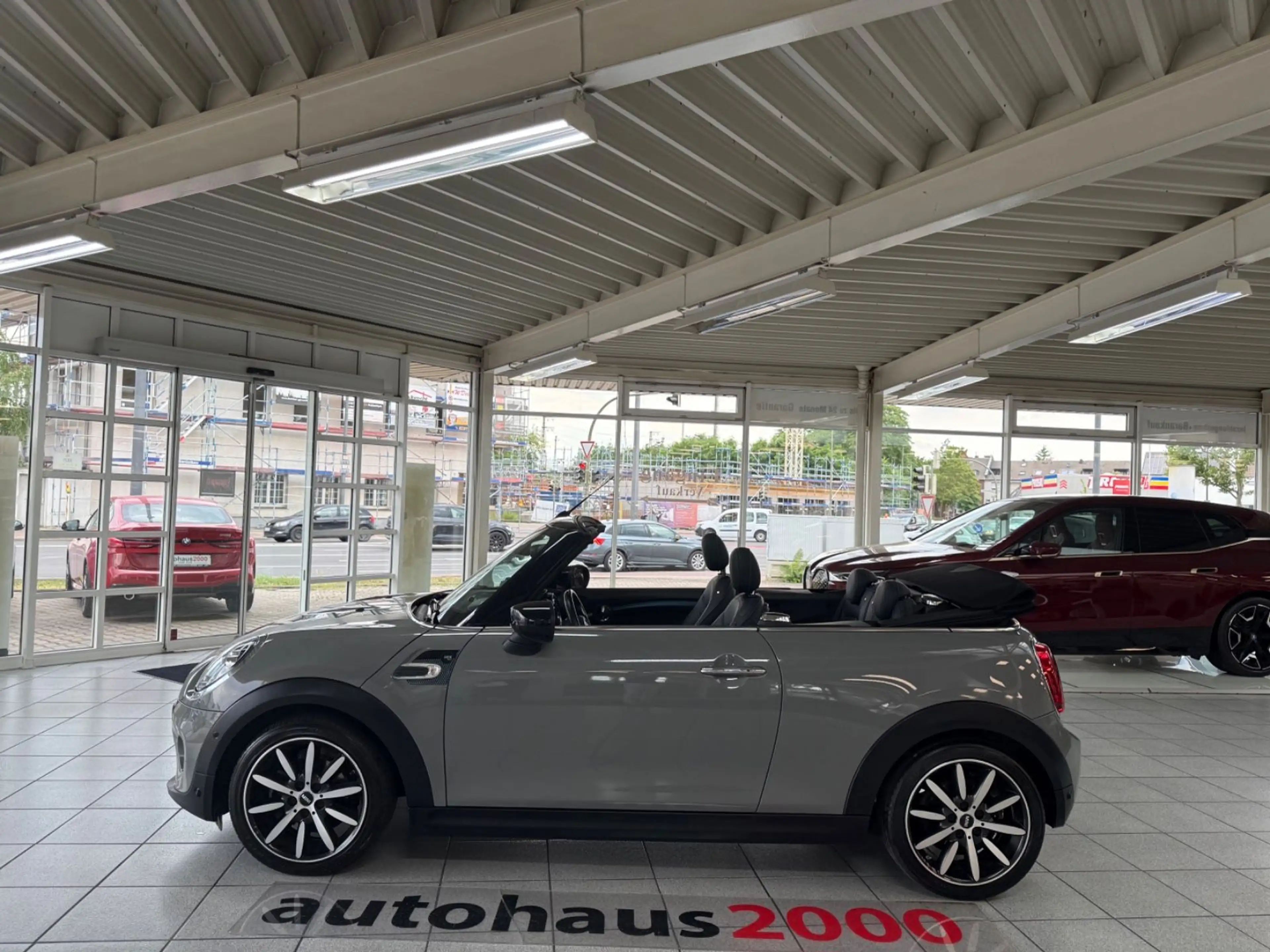 MINI Cooper Cabrio Sidewalk Trim AUT./LED/HUD/CAM — photo 8