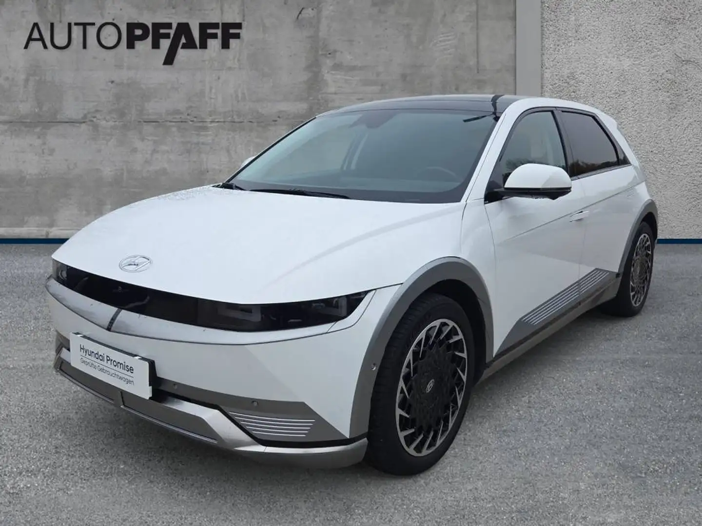 Hyundai IONIQ 5 72,6 kWh UNIQ 360°|Pano|BOSE Blanc - 1