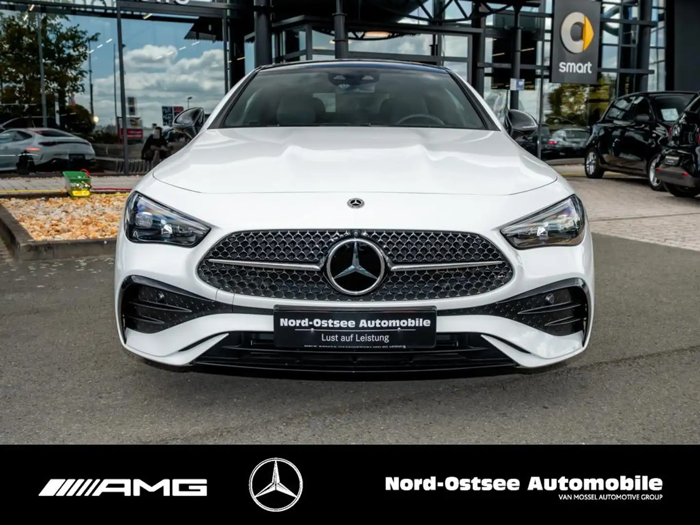 Mercedes-Benz CLE 200 AMG PANO  BURMESTER NIGHT 360° KEYLESS Blanc - 2