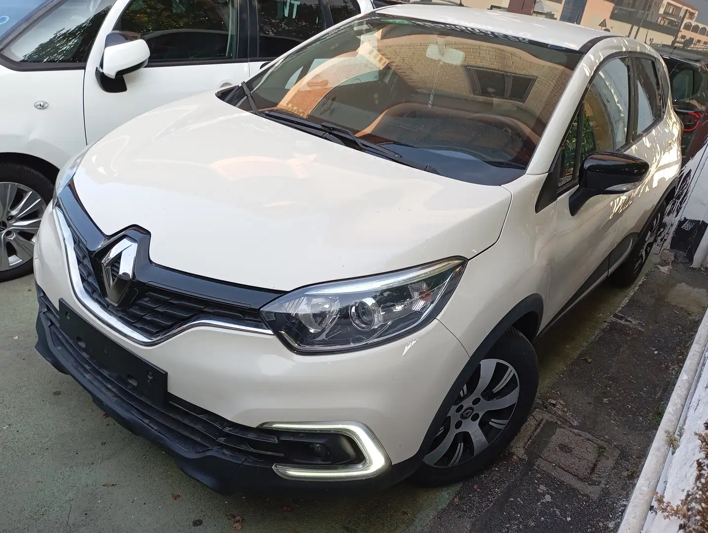 Renault Captur 1.5 dCi 90CV Business Aut. Beige - 2