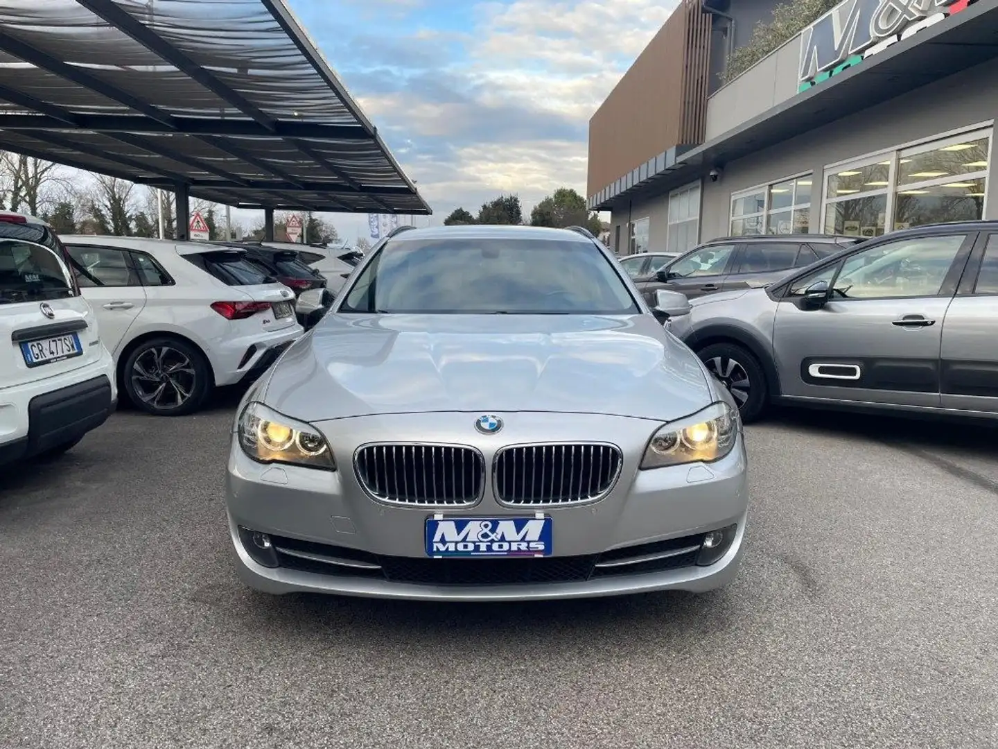 BMW 525 d xDrive Touring Business Grigio - 2