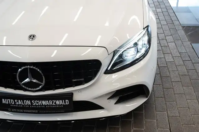 Mercedes-Benz C-Class view 13